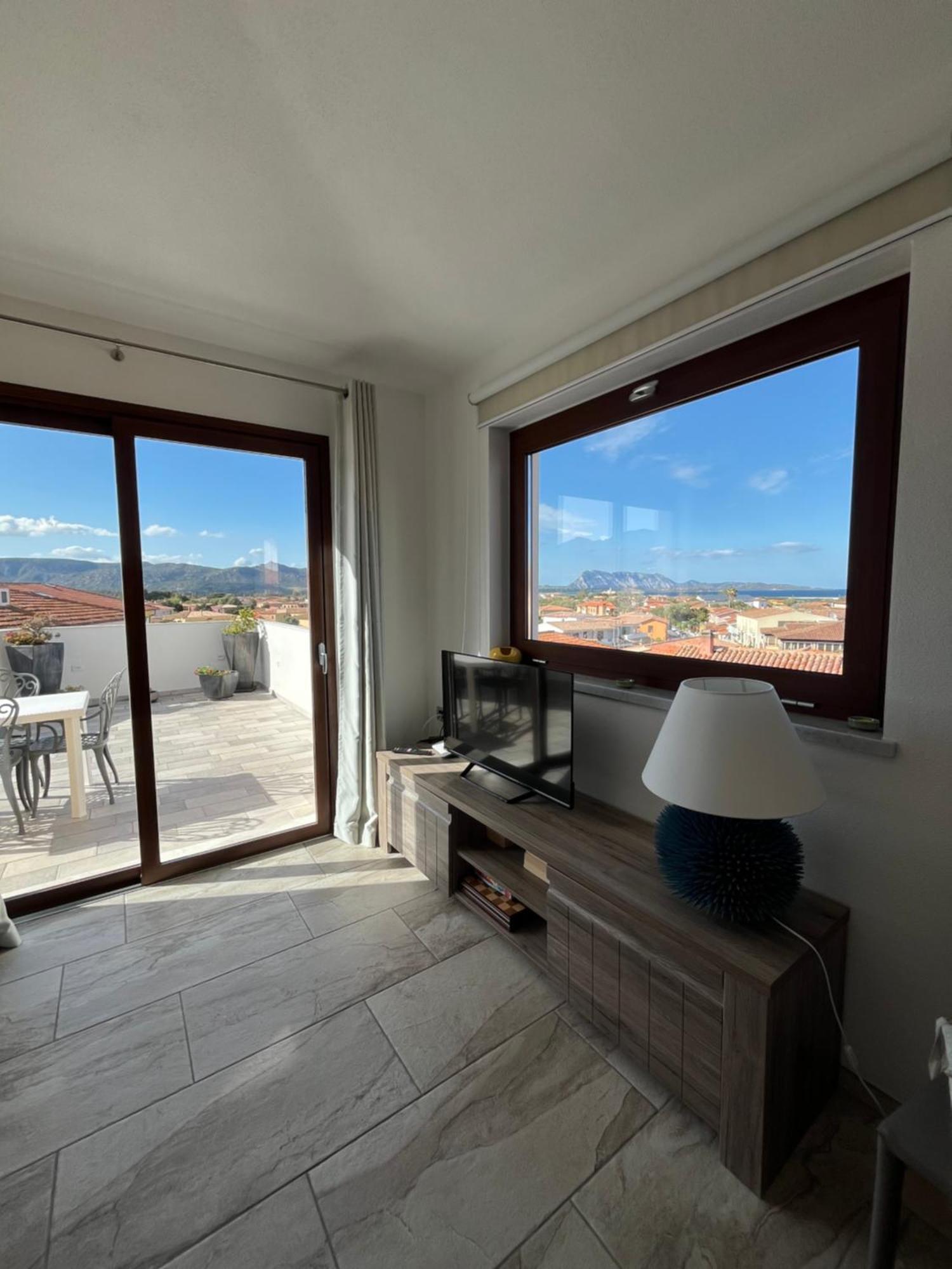 B&B Florian San Teodoro  Ngoại thất bức ảnh