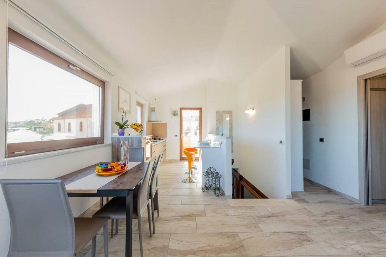 B&B Florian San Teodoro  Ngoại thất bức ảnh